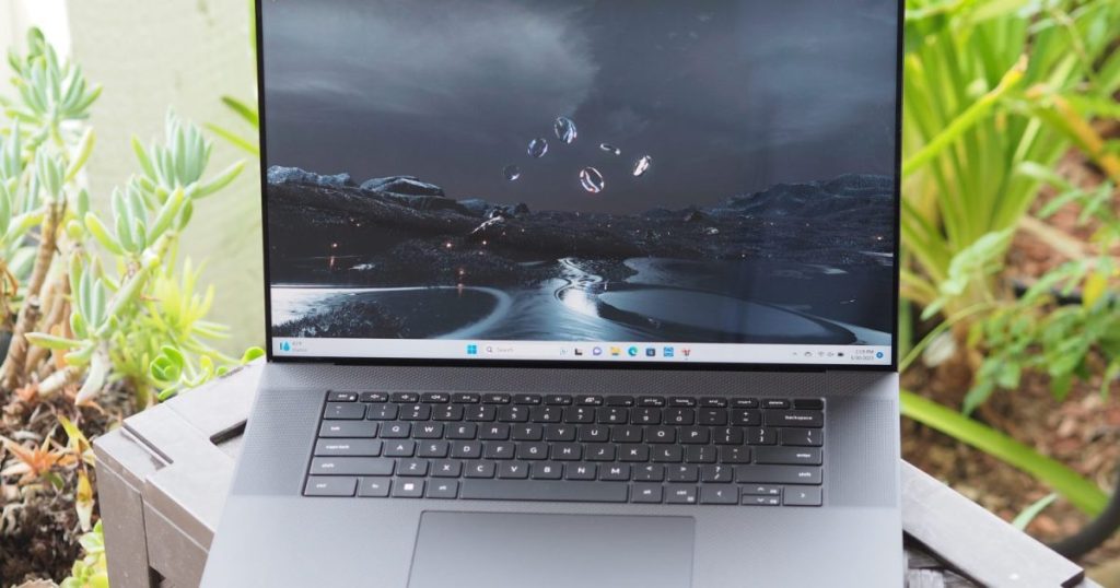 Dell XPS 17 with an RTX 4060 is 0 off right now